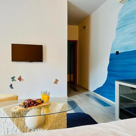 דירה Front One Bedroom (adults Only) *