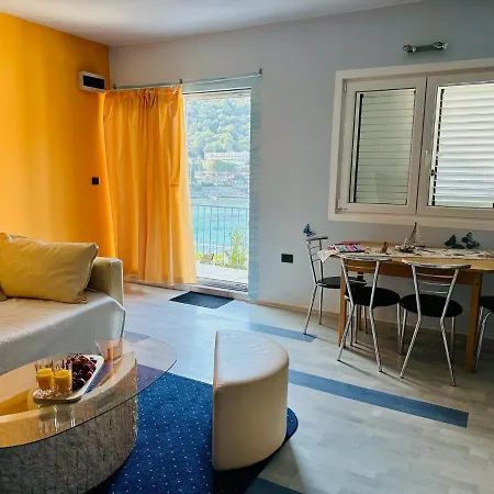 Διαμέρισμα Front One Bedroom (adults Only)