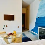 شقة Front One Bedroom (adults Only) *