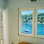 شقة Front One Bedroom (adults Only) *