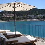 Front One Bedroom (adults Only) *