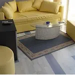 Front One Bedroom (adults Only) Daire *