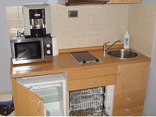 公寓 Front One Bedroom (adults Only)