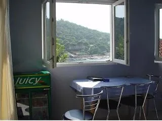 公寓 Front One Bedroom (adults Only)